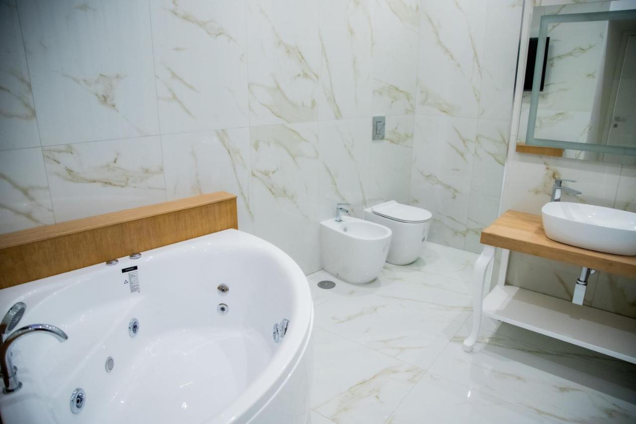 Gentile Suite Centro Storico Наполи Екстериор снимка